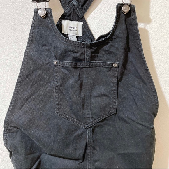 Black Denim Frayed Overall Dress 🔲✨🤍 - Picture 4 of 7